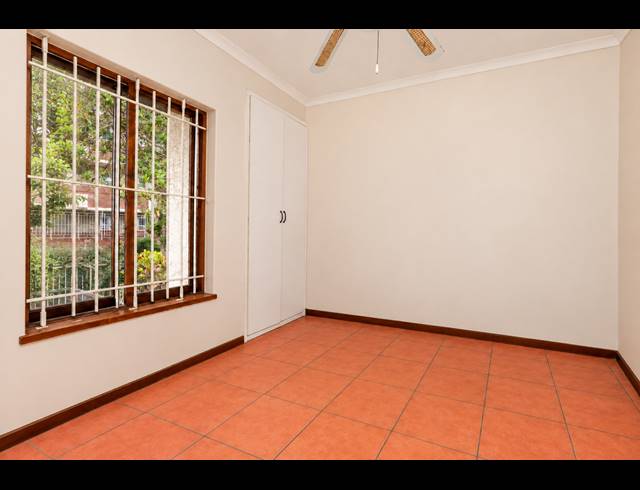 3 BEDROOM TOWNHOUSE FOR SALE IN GLENWOOD